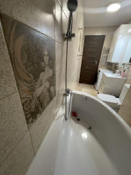 Unirii, Decebal, Rond Alba Iulia